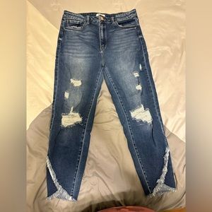 KanCan size 32 crop skinny jeans